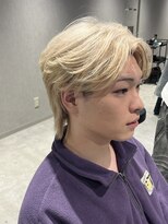 テクト バイアッシュ 吉祥寺店(Tect by Ash)&nbsp;ブリーチホワイトベージュセンターパートウルフダウンパーマ