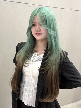 ジェム(GEM)の写真/目を惹く透明感ダブルカラー！ダメージを抑えたケアブリーチ×似合わせカラーでワンランク上のスタイルへ。