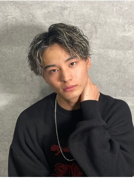 シリー 浦添店(SILLY) 沖縄ツイストスパイラルパーマハイライト