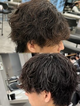 オーバル バイ アピッシュ(OVARL by apish) パーマ落とし曲がる縮毛矯正縮毛矯正失敗原宿メンズパーマ