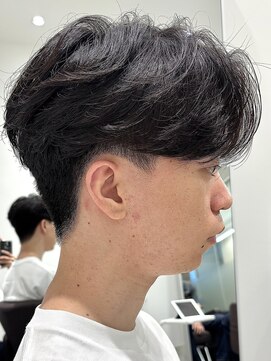 カルム(kalm) メンズセンターパートウルフセンターパートニュアンスパーマ襟足