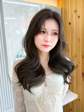 アフロートリノ(AFLOAT Leino) 結べるレイヤーカット　上品なくびれヘア