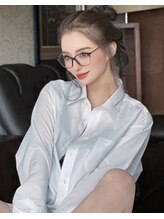 バズ サッポロ バイ フィーネ(BuzZ sapporo by Fi-Ne) 【BUZZ札幌】透明感カラーでグレージュインナーカラー/ブリーチ