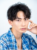 フェザーパーマメンズセンターパートウルフニュアンスパーマ眉毛