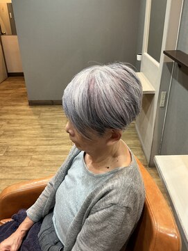 クロデザイン(KURO DESIGN) アシンメトリーショートボブ