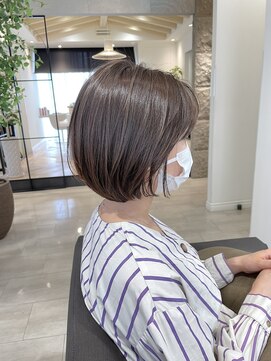 ジ オスカー(THE OSCAR) 【THE OSCAR印南  】透明感ペールアッシュ/Ａラインボブ