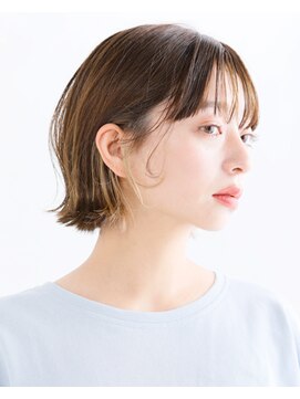 タヤ 府中店(TAYA) 大人ミディウェーブ外ハネボブアッシュブラウン