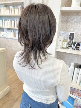 キャアリー(Caary) 福山市美容室Caary ネオウルフレイヤー ダークグレージュ