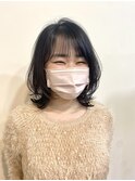 ミディアムレイヤーカット/ステップボーンカット/艶髪/暗髪