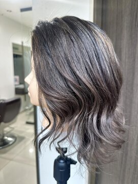 クロップ エス 茅ヶ崎本店(crop es) やわらかいバレイヤージュ