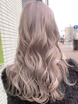 リード バイ ラグーン(LEAD by LAGOON)&nbsp;ホワイトミルクティーベージュケアブリーチインナーイヤリング