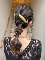 サロン ド ユーア(salon de yuua) 大手町美容院 大人結婚式お呼ばれヘアアレンジ 編みおろし