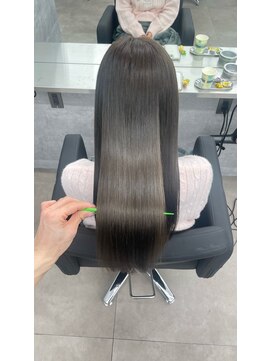 シンシア 新宿(CYNTHIA) 【CYNTHIA/イリス】似合わせカット/フェミニンロング/前髪カット