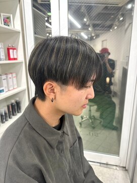 アミリー ひたち野うしく店(Amily) メンズカットハイライトバレイヤージュダブルカラーケアブリーチ