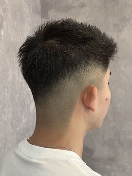 ヘアーズベータ(Hairsβ) フェードカット