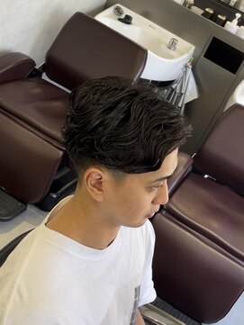 グルーマーズトウキョウ(GROOMER/S TOKYO) 神保町スペインカールブルーブラックメンズスパイキーショート