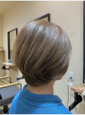 大人女性のハンサムショート