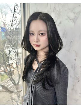 ウィクシー(wixy) 骨格補正レイヤーカット