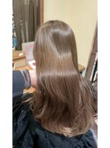 ヘーゼルベージュ　ベージュカラー　ブリーチなし　髪質改善