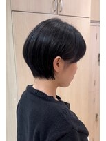 アッシュ 日吉店(Ash) ゆったりとした丸みのクビレショート