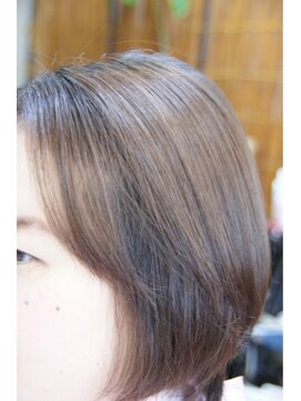 チチカカ(chichikaka) 営業ビフォーアフター、ペッタンコにならないＪカール縮毛矯正