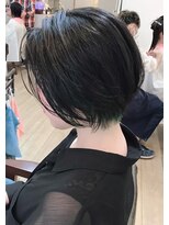 ギフト ヘアー サロン(gift hair salon)&nbsp;ショートボブ☆インナーグリーンチラ見え