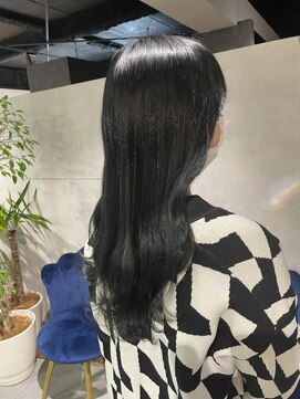 ニーナ ビューティーサロン(NINA Beauty Salon) ブルーブラックロング