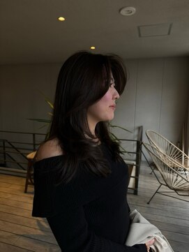 リバレッジ 広尾(Leverage) 大人海外ロングレイヤー:Maho Toda