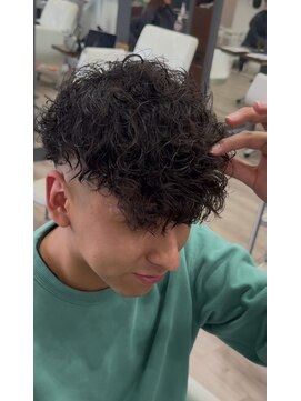 ジャップ(Jap) メンズパーマ刈り上げフェードスペインカール