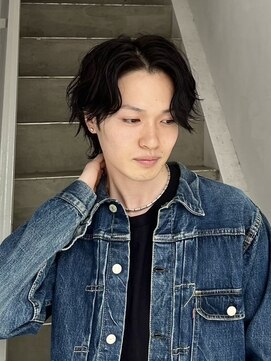 クロト(Clotho) センターパート/波巻きツイストスパイラルメンズカットパーマ