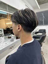 テンション(tension) メンズテーパーフェードカットフェザーパーマハイライト札幌大通