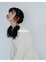肌を美しく魅せる透明感カラー。絶妙なニュアンスで、光を味方につける美しい髪色へ。