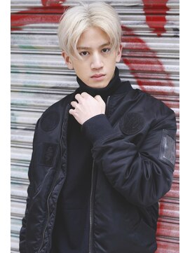 ネス(ness) [RIMMA]ホワイトカラー/センターパート/ネープレス/ツーブロック