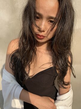 ソルトウォーター(SALT WATER) SUSAKI外国人風センターパートグレージュロブ