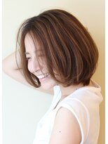 レウナ 外苑前(Reuna)&nbsp;【３０代・４０代・５０代】丸みが可愛いい大人ひし形ボブ