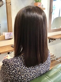 ヘアデザイン ル クール(hair design Le coeur)の写真/《貴方の理想に合わせた縮毛矯正を》保湿成分たっぷりの縮毛矯正or柔らか質感のノンアルカリブロー矯正