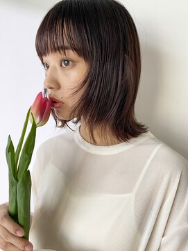 ナリー(Nary) ぷつっとボブ×透け感カラー