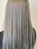フレイムスヘアデザイン(FRAMES hair design)&nbsp;透明感×イルミナカラー♪シルバーベージュ！