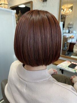 モカ ヘアーデザイン(moca HAIR DESIGN) ピンク系にカラーしたショートボブ