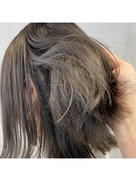 ミント(mint) 【 淡くて深みのあるオリーブグレージュ 】