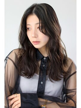 ガリカ(Gallica kinshicho) 【勝野亜美】前髪はサラッと流したやわらか質感のエアリーカール