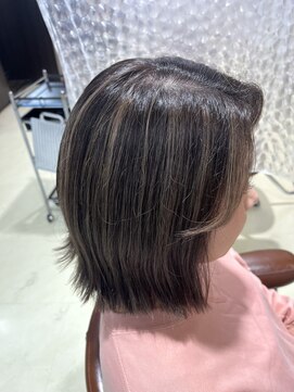 アズール 草加(azule) 白髪ぼかしハイライト　ベージュ