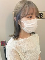 【池袋】ブリーチベージュイヤリングカラーブルー