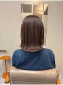 ツヤ系ブラウン切りっぱなしボブ