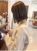 透明感◎ピスタチオベージュ×切りっぱなしボブ