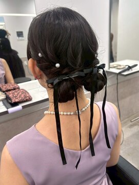 ヘアセット カチモリ シニオン リボンアレンジ 結婚式 お呼ばれ