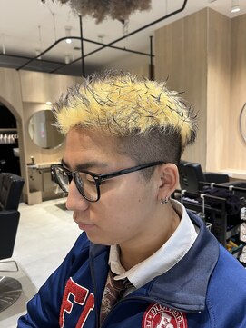 レボ 片町店(Revo) スパイキーショート×エンドカラー