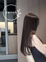 パーチ(perch) 長さキープのレイヤーカット×暗いグレー系カラー