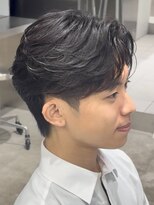 フィフス 大分(fifth)&nbsp;大分フェザーパーマメンズカットラウンドマッシュセンターパート