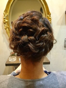 シャイニングアウェイ(Shining a way) ローズアップ